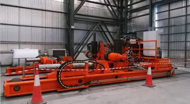 Manipulator MFB do prasy do dennic